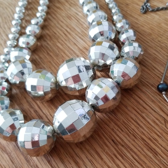 Discoball necklace - Picture 2 of 2